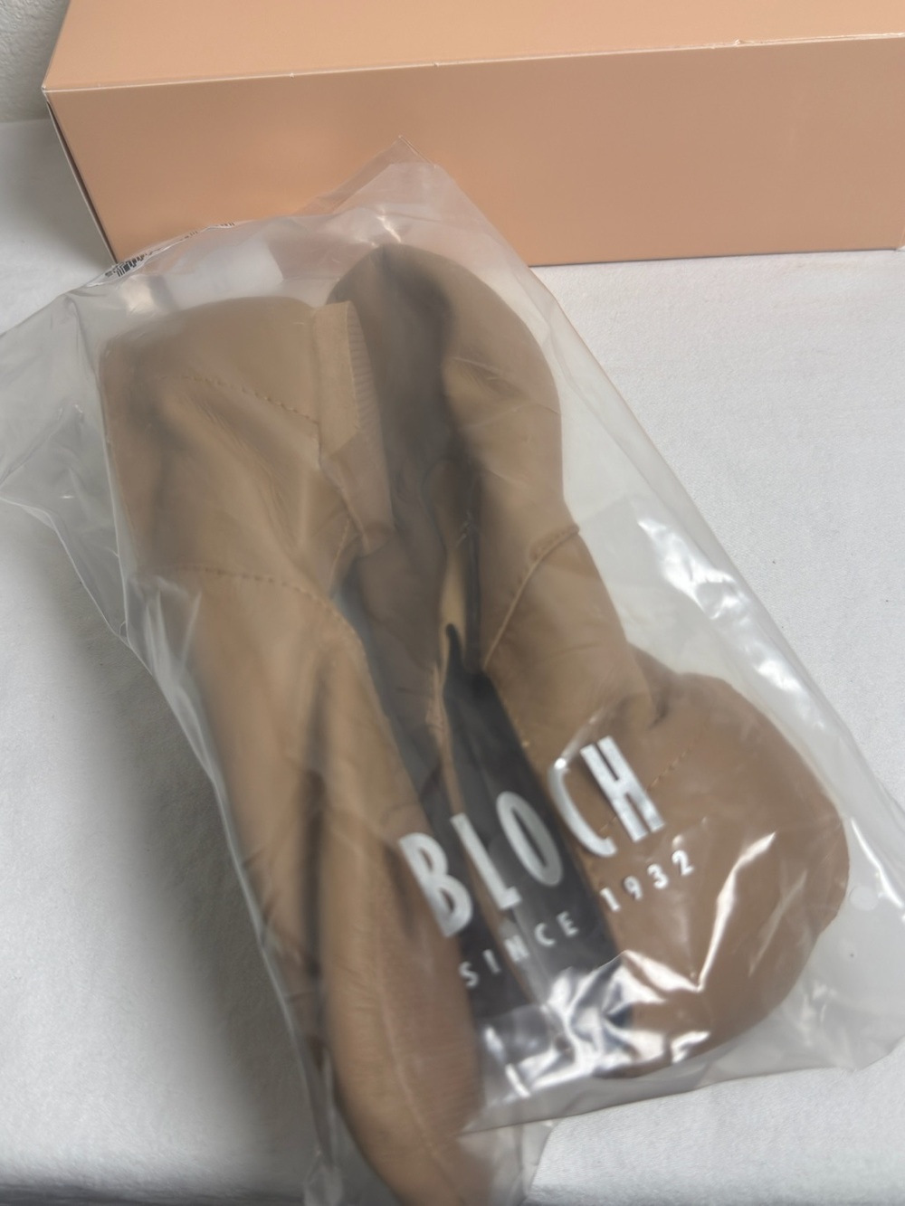 Bloch Super Jazz Shoe Tan Women Size 5.5 NIB